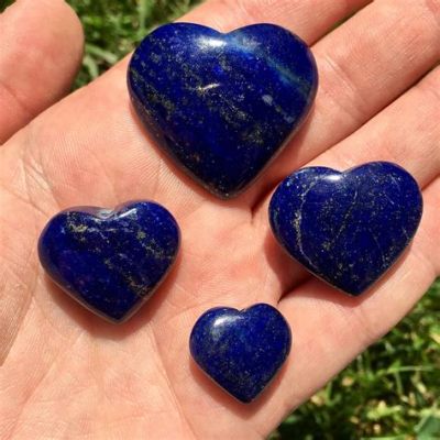 Le Lapis Lazuli de la Lune : Une Ode à l'Infini et à la Spiritualité Divine !